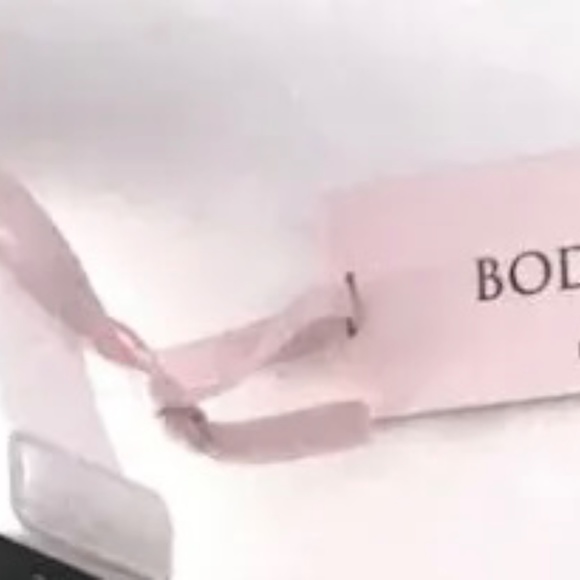 NWT Victoria’s Secret white front close bra NEW 40C - Picture 3 of 4